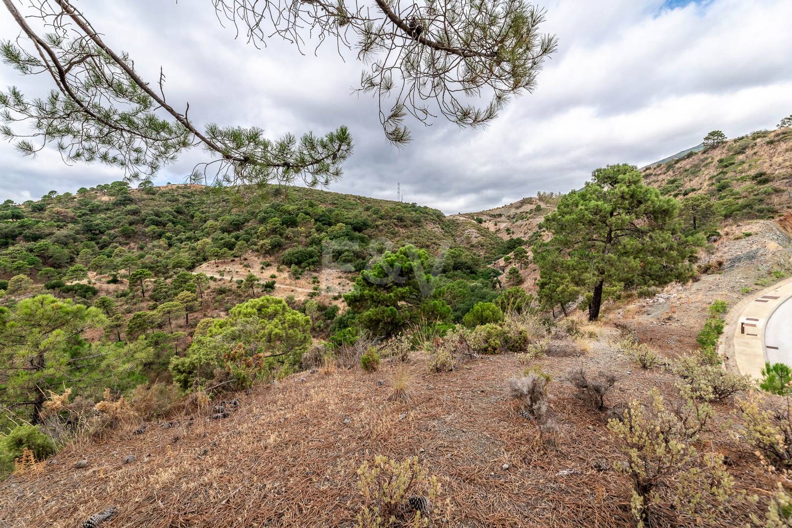 Prime Building Plot in La Zagaleta with Stunning Golf Views