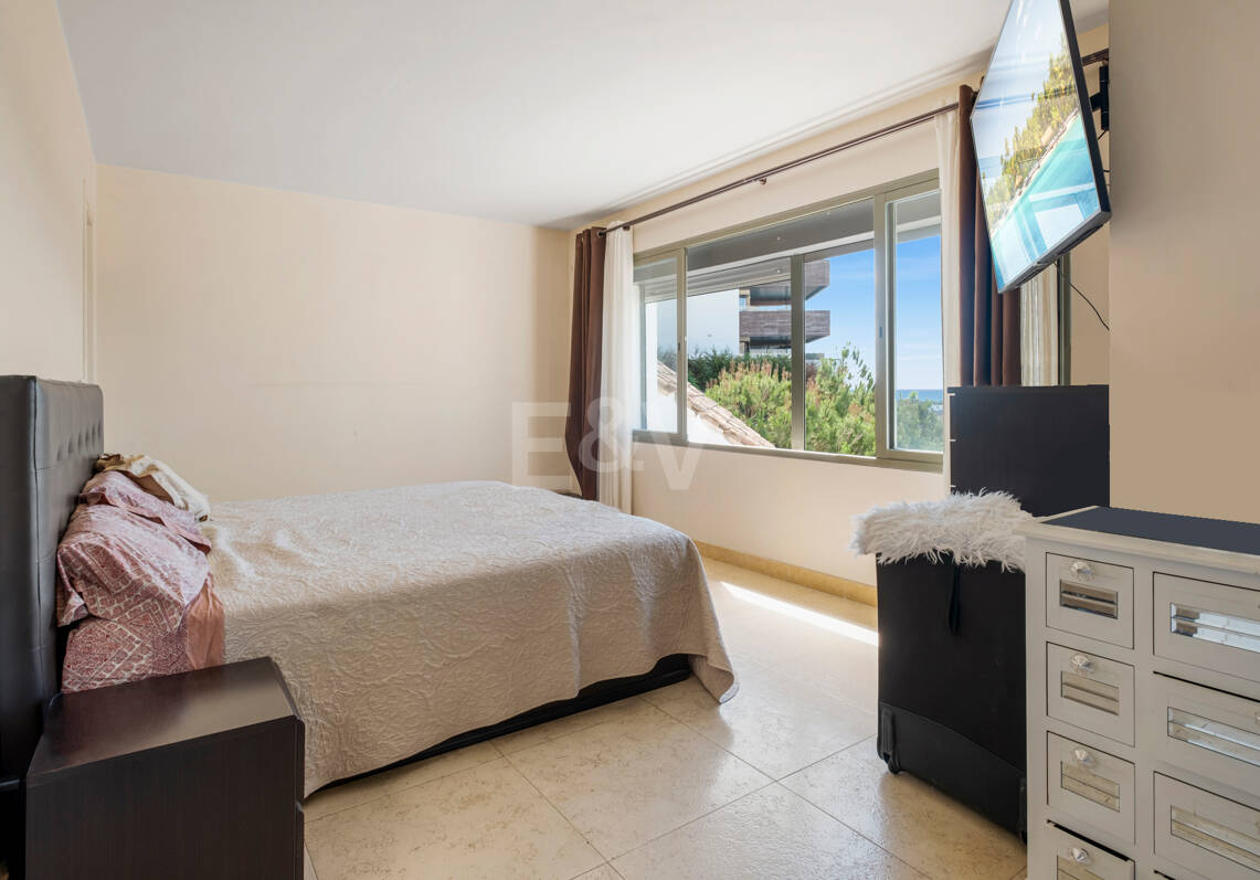 Atico duplex con piscina privada en Flamingos Golf Resort