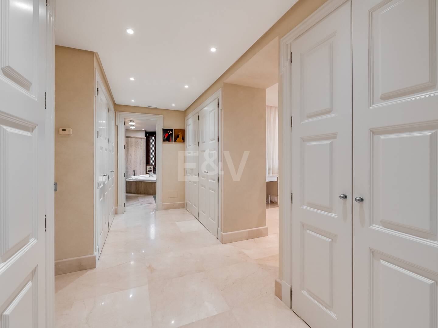 Luxury penthouse in beachfront complex Los Monteros. Minimum stay 2 months.