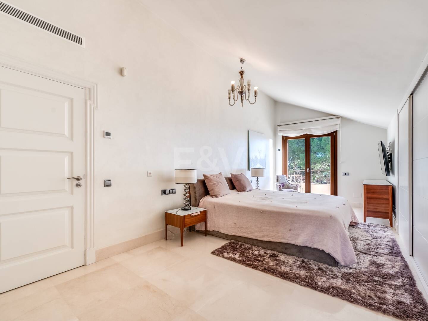 Luxury penthouse in beachfront complex Los Monteros. Minimum stay 2 months.