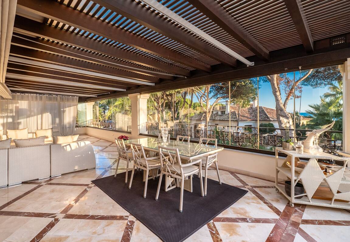 Luxury penthouse in beachfront complex Los Monteros. Minimum stay 2 months.