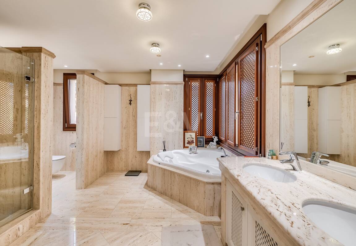 Luxury penthouse in beachfront complex Los Monteros. Minimum stay 2 months.