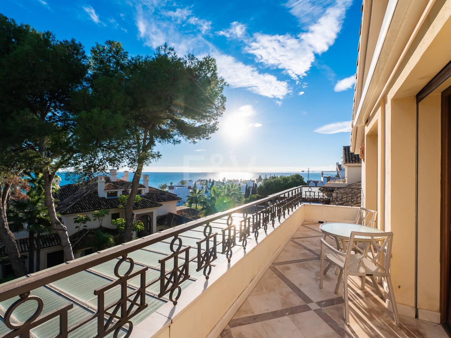 Luxury penthouse in beachfront complex Los Monteros. Minimum stay 2 months.