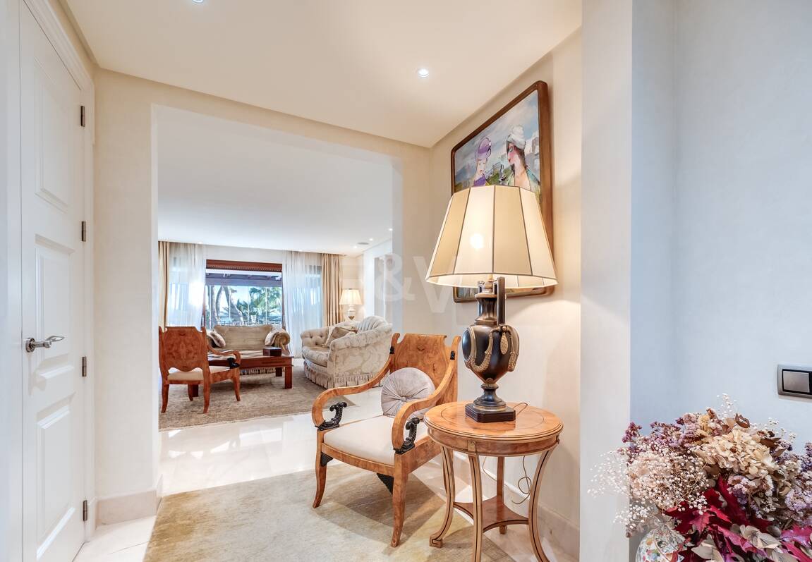 Luxury penthouse in beachfront complex Los Monteros. Minimum stay 2 months.