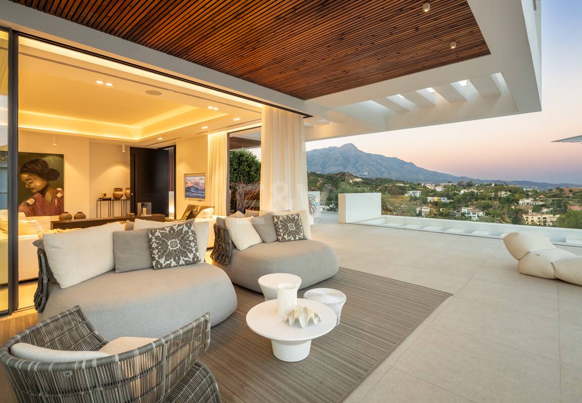 Samtida Villa med panoramautsikt och lyxiga bekvämligheter i La Quinta