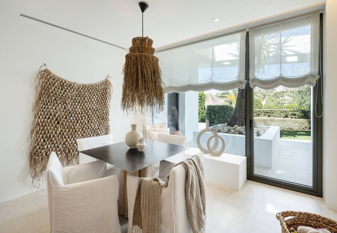 Samtida Villa med panoramautsikt och lyxiga bekvämligheter i La Quinta