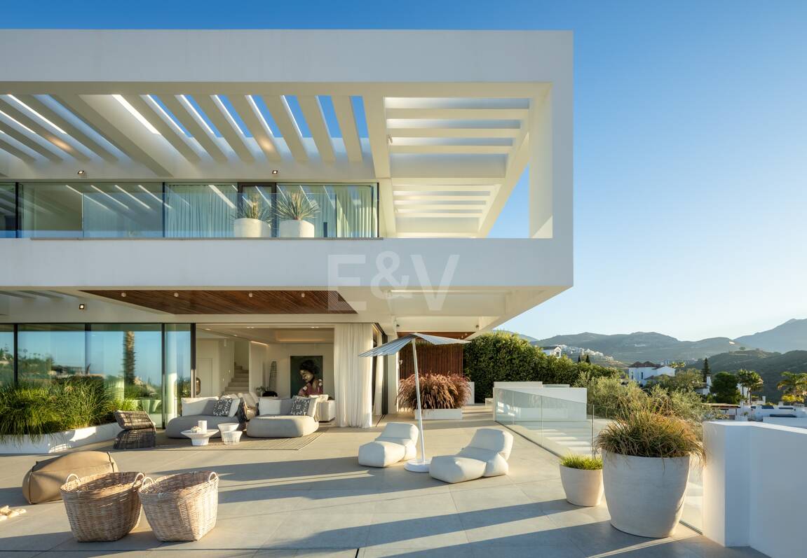 Samtida Villa med panoramautsikt och lyxiga bekvämligheter i La Quinta