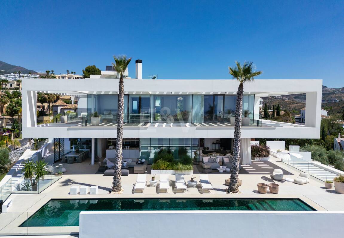 Samtida Villa med panoramautsikt och lyxiga bekvämligheter i La Quinta