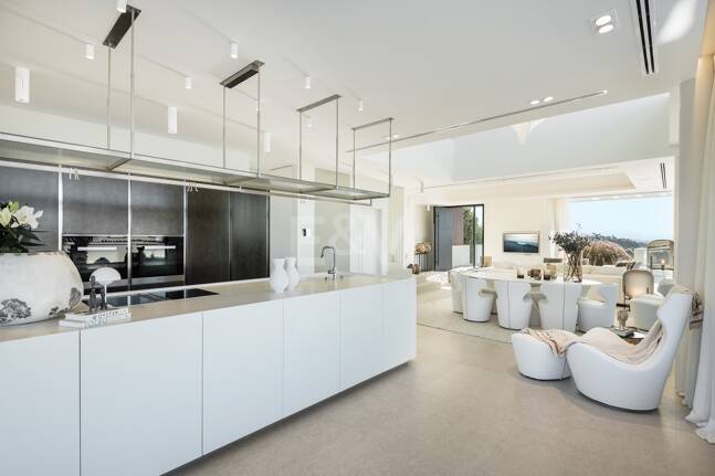 Samtida Villa med panoramautsikt och lyxiga bekvämligheter i La Quinta