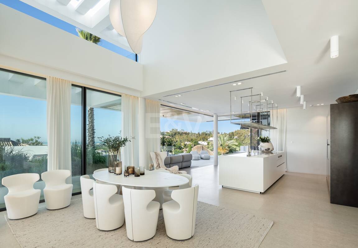 Samtida Villa med panoramautsikt och lyxiga bekvämligheter i La Quinta