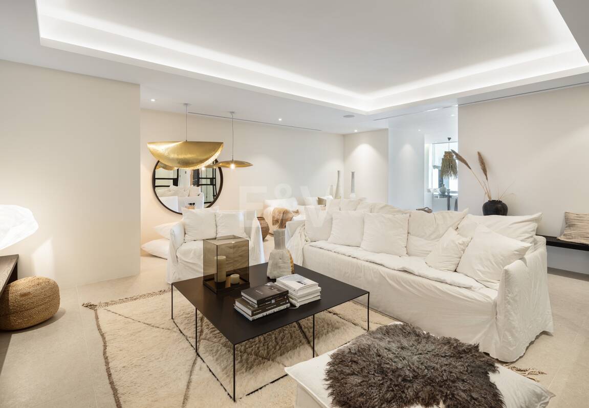 Samtida Villa med panoramautsikt och lyxiga bekvämligheter i La Quinta