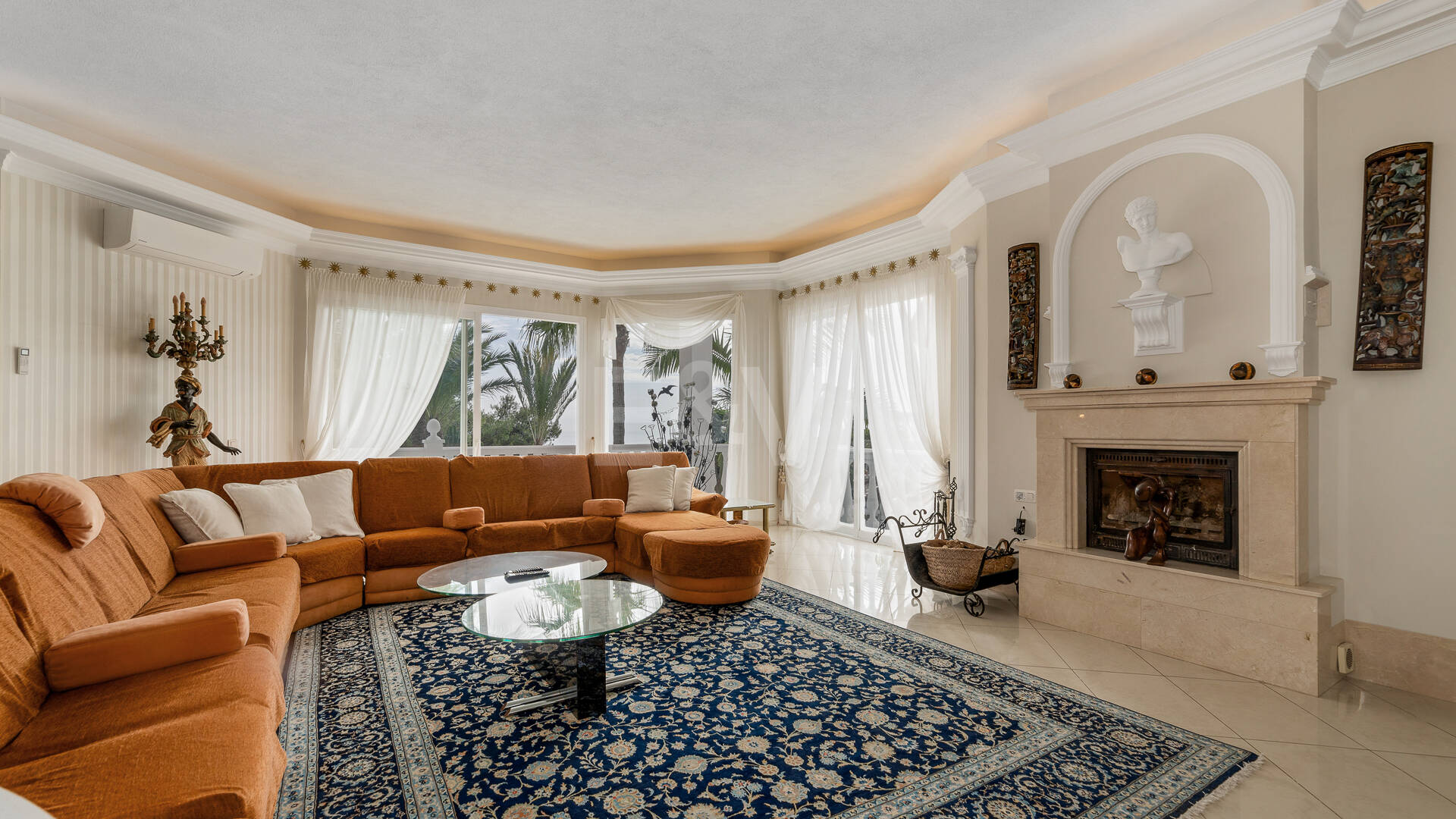 Villa de famille élégante avec vues panoramiques à Hacienda Las Chapas