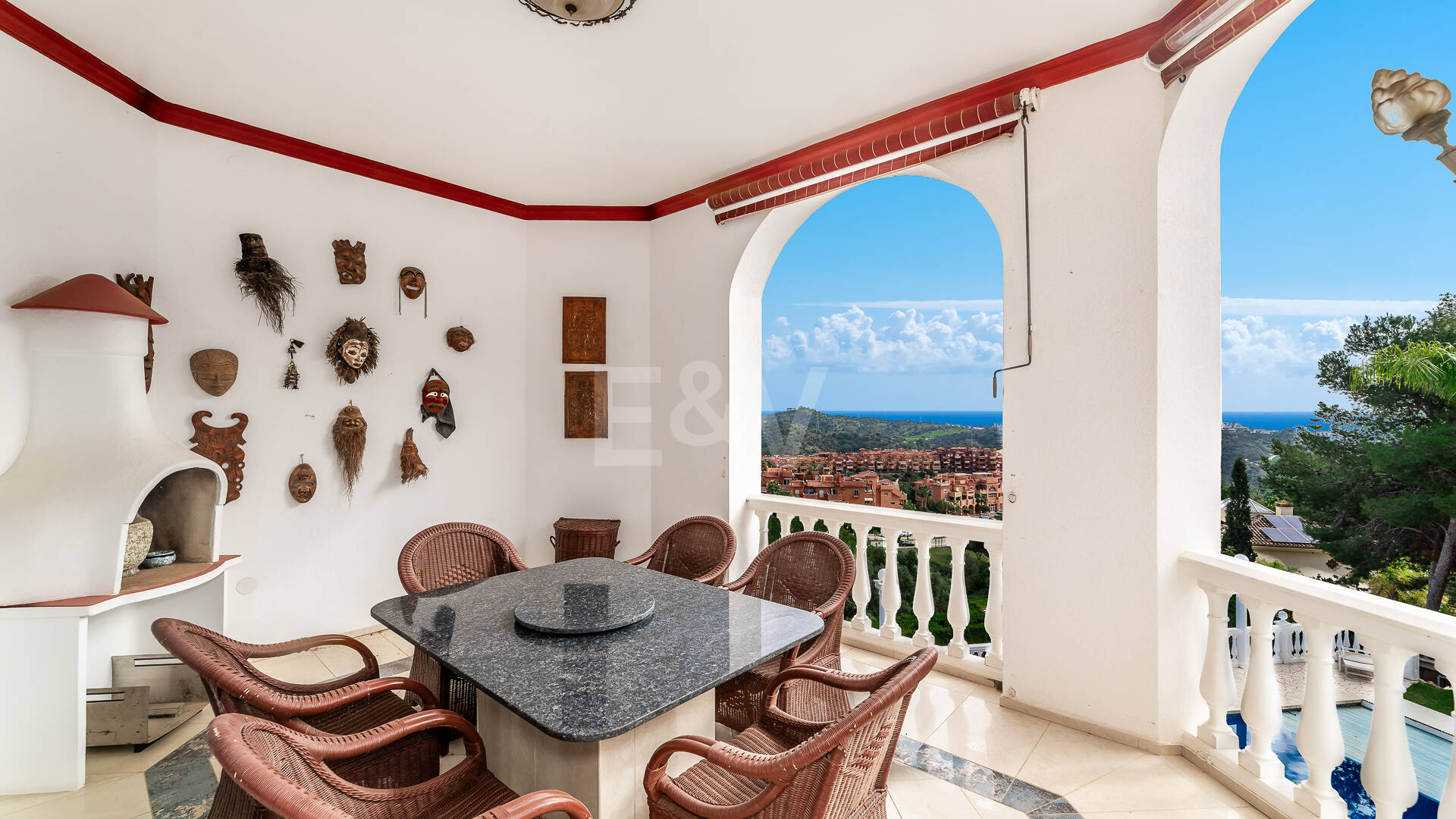 Villa de famille élégante avec vues panoramiques à Hacienda Las Chapas