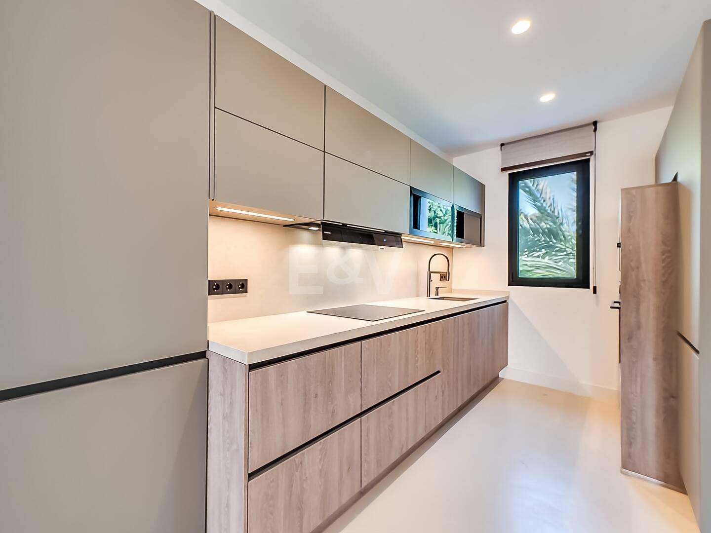 Apartamento modernizado en Puerto Banús