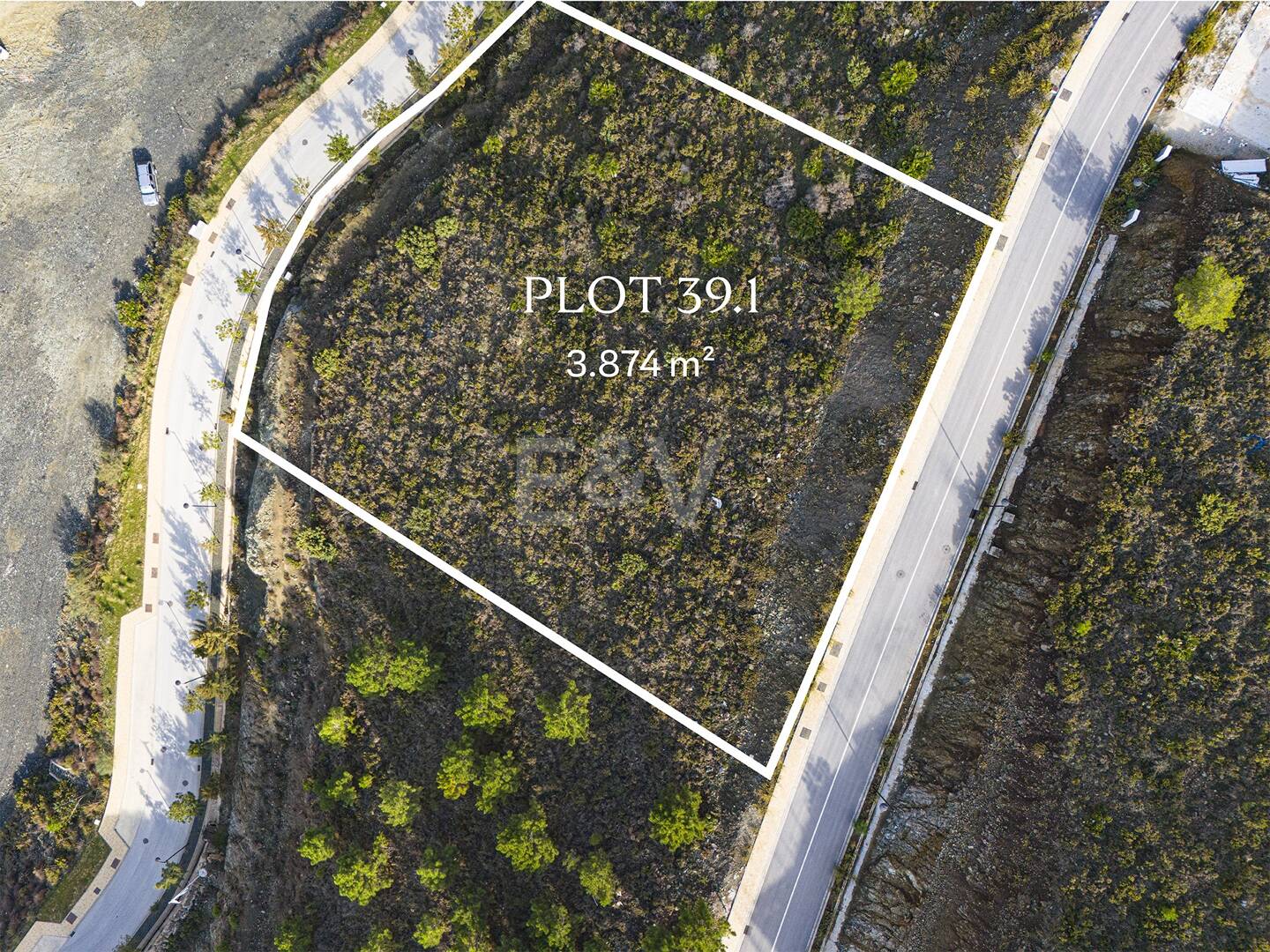 Beeindruckendes Grundstück in erstklassiger Lage, fußläufig zum Resortbereich