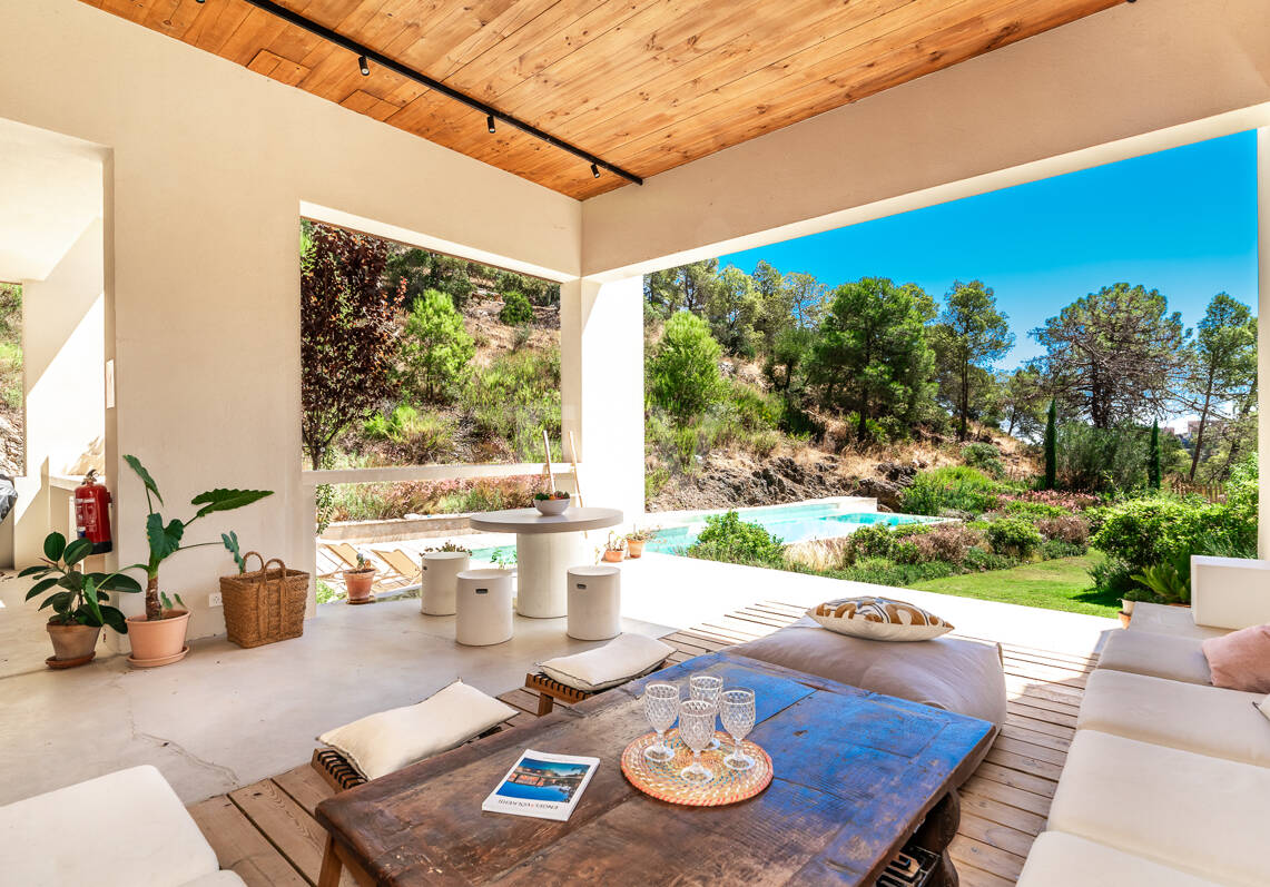 Luxurious Tranquil Retreat in El Madroñal