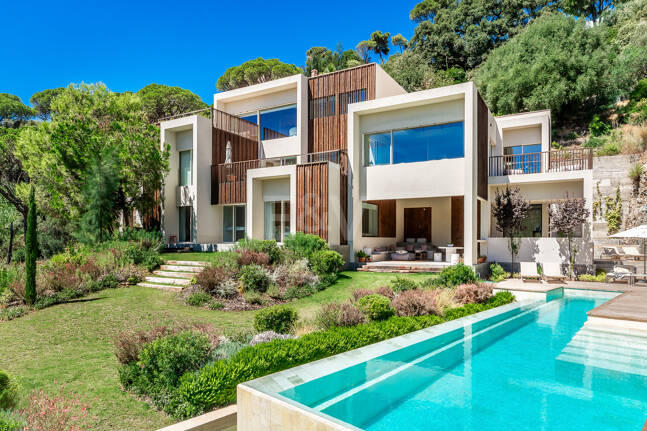 Lyxig lugn reträtt i El Madroñal