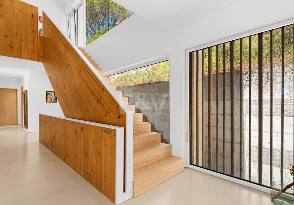 Luxurious Tranquil Retreat in El Madroñal