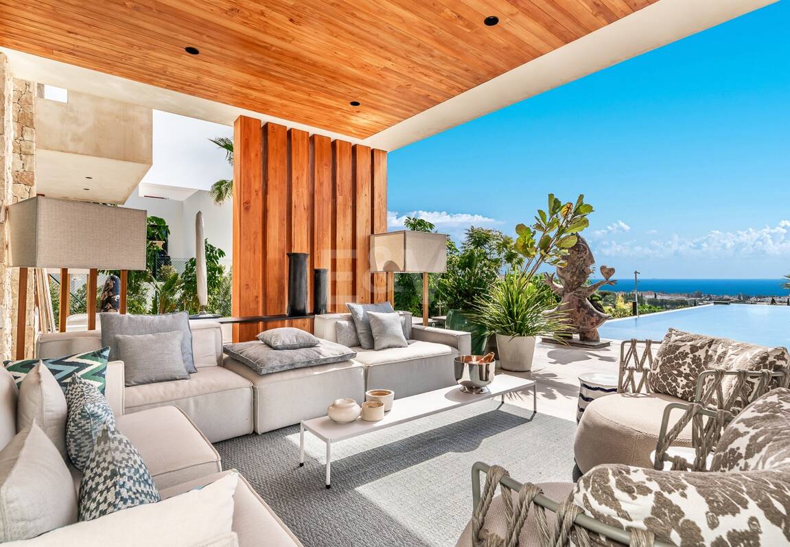 Spektakulär villa i Los Flamingos med panoramautsikt över havet