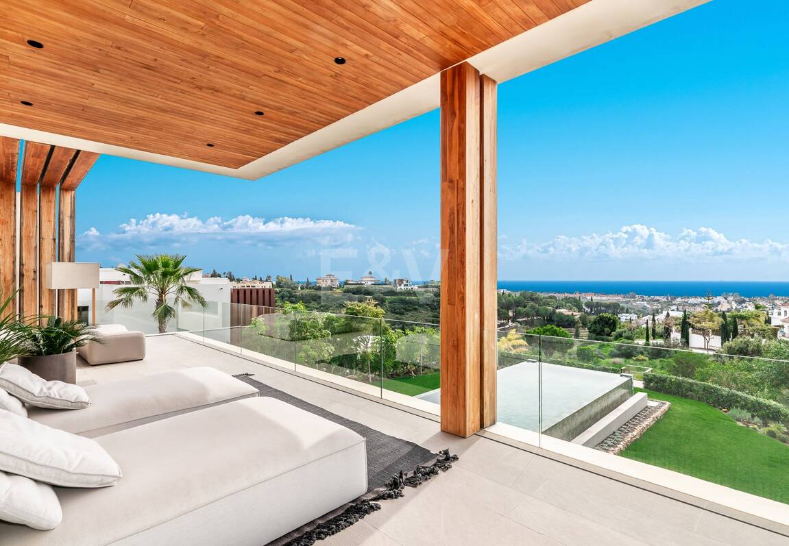 Spektakulär villa i Los Flamingos med panoramautsikt över havet