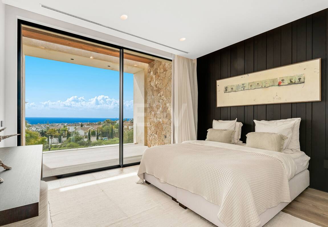 Spektakulär villa i Los Flamingos med panoramautsikt över havet