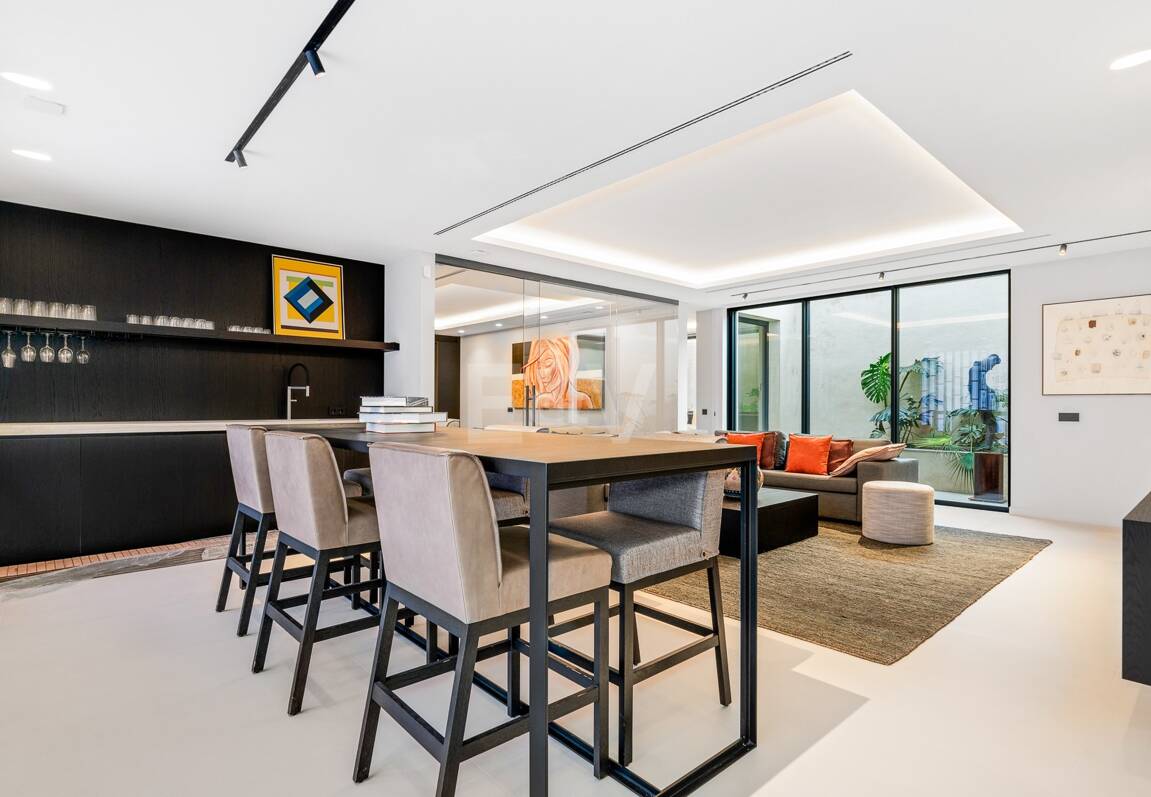 Spektakulär villa i Los Flamingos med panoramautsikt över havet