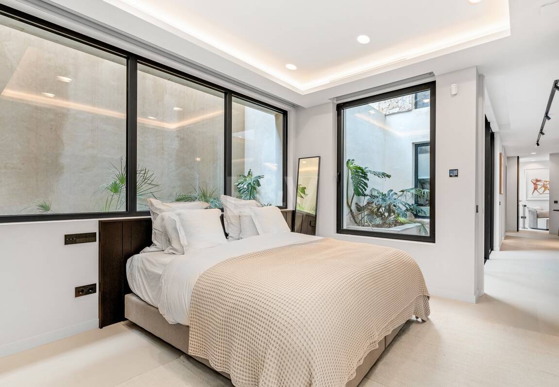 Spektakulär villa i Los Flamingos med panoramautsikt över havet