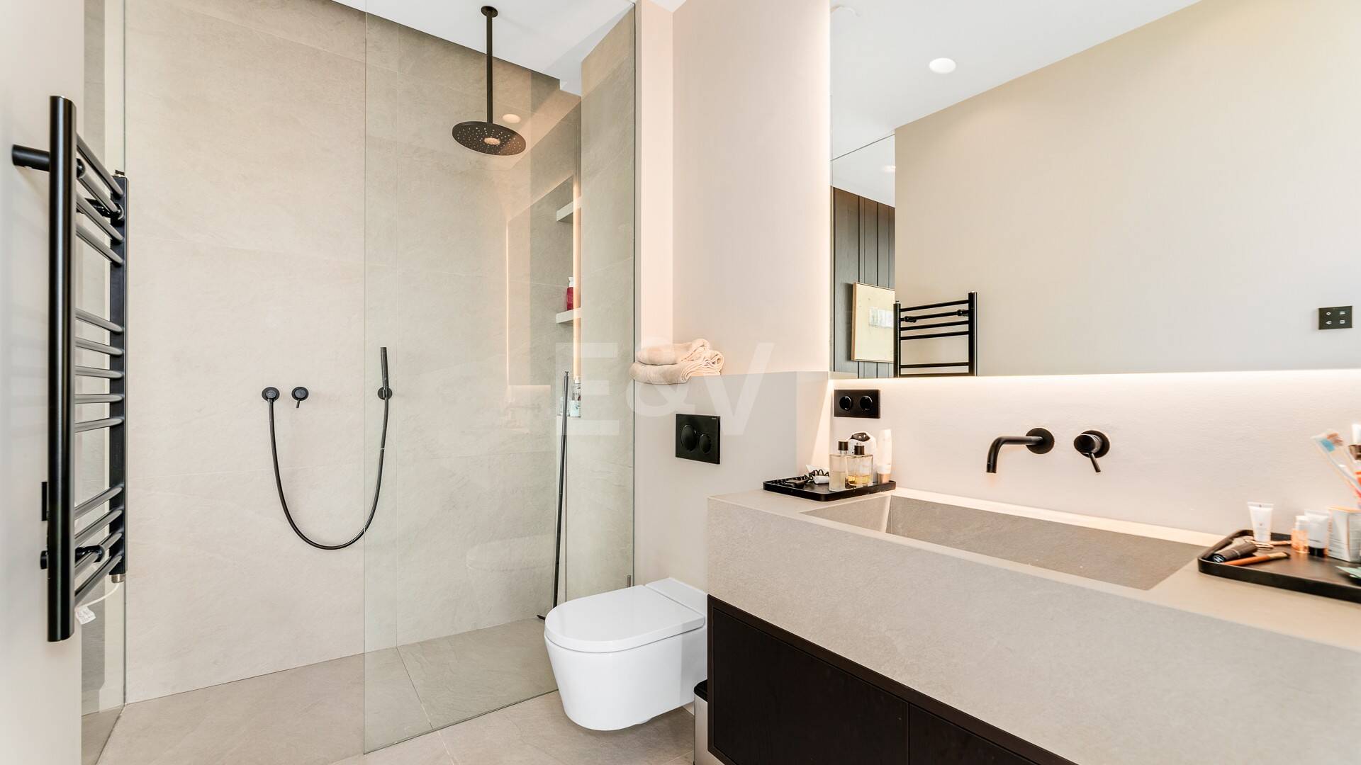 Espectacular villa en Los Flamingos con vistas panorámicas al mar