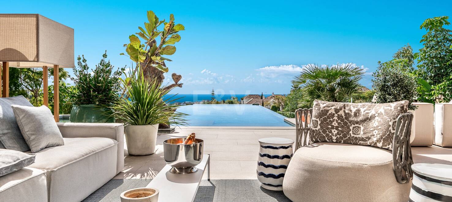 Spektakulär villa i Los Flamingos med panoramautsikt över havet