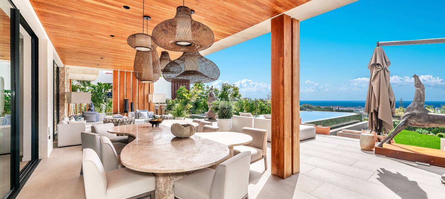 Spektakulär villa i Los Flamingos med panoramautsikt över havet