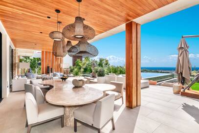 Spektakulär villa i Los Flamingos med panoramautsikt över havet