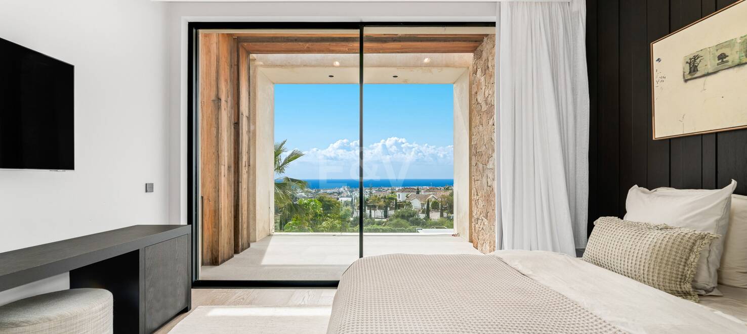 Spektakulär villa i Los Flamingos med panoramautsikt över havet