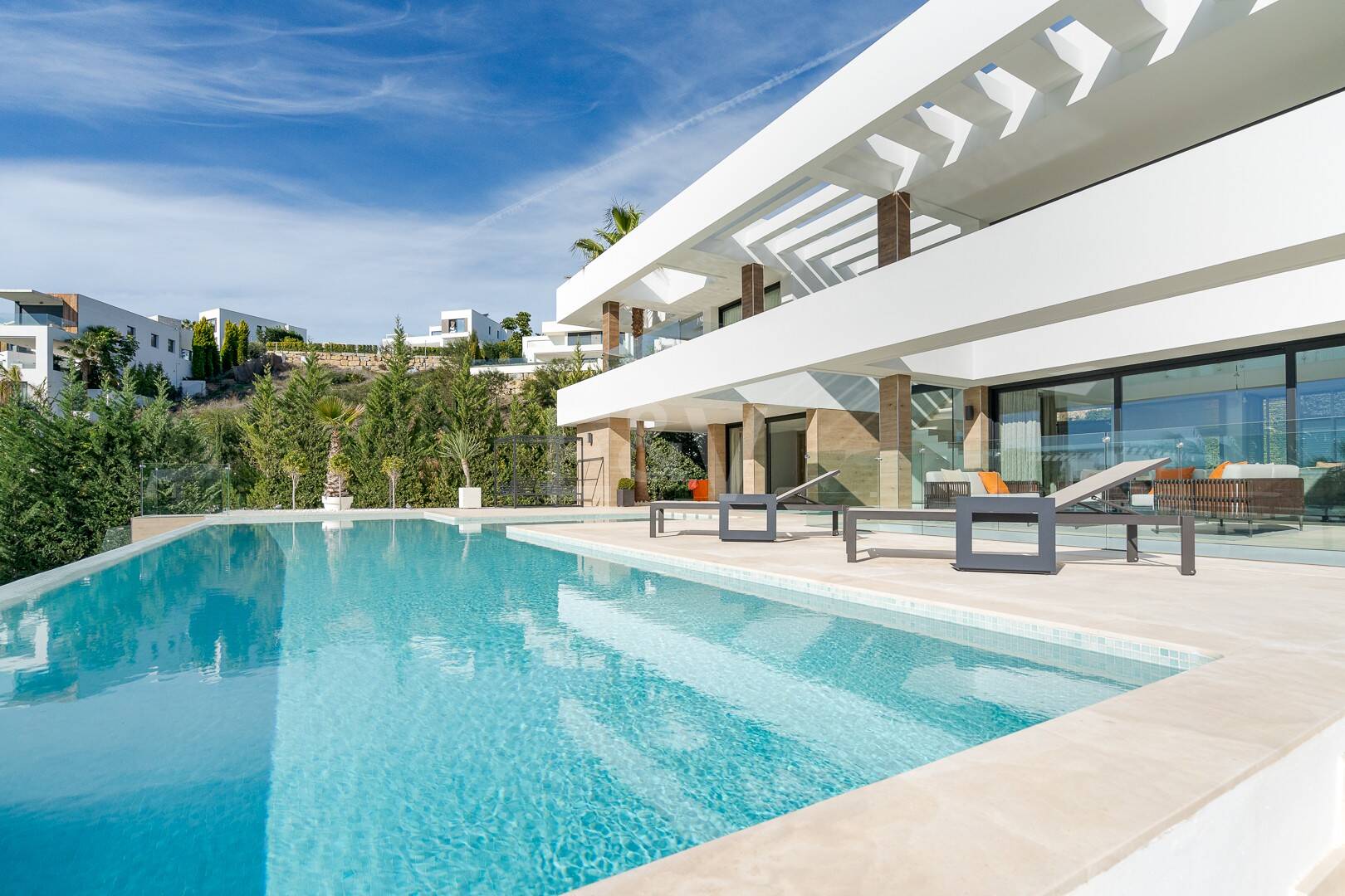 Luxury Modern villa with sea views in La Alqueria