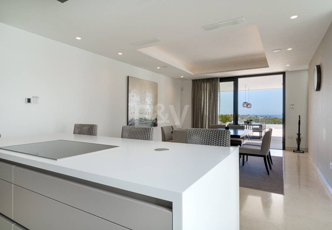 Luxury Modern villa with sea views in La Alqueria