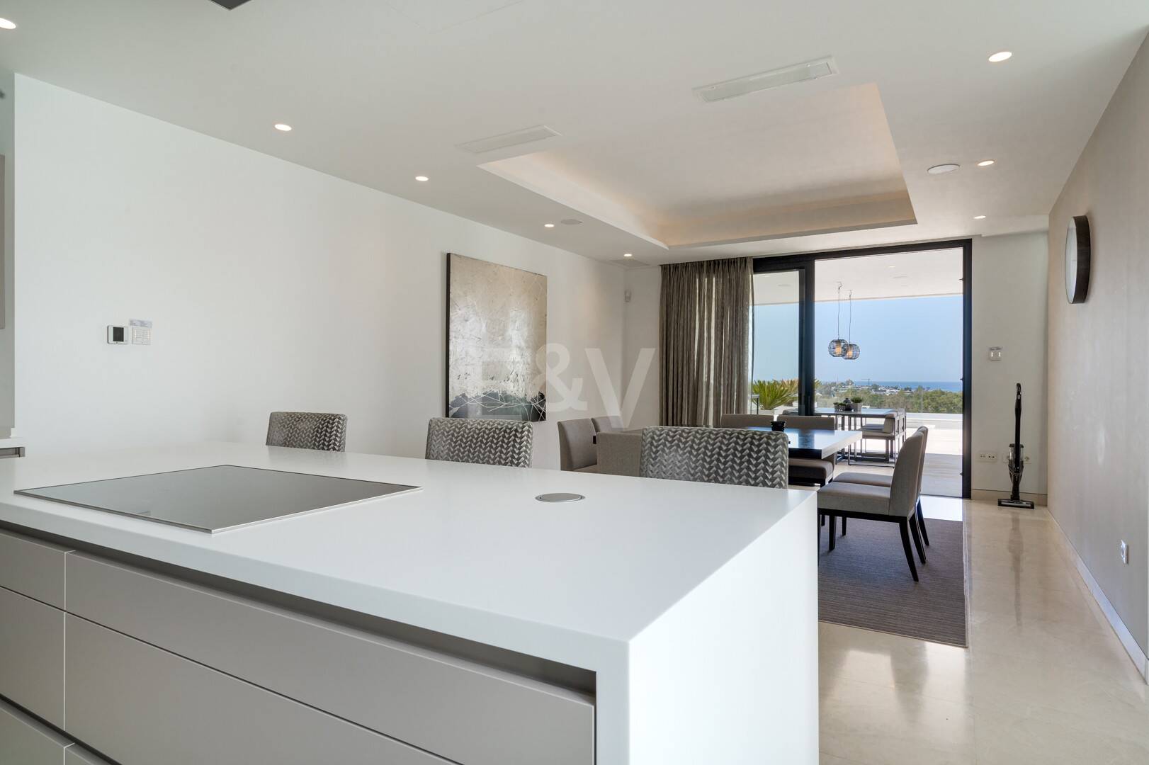 Luxury Modern villa with sea views in La Alqueria