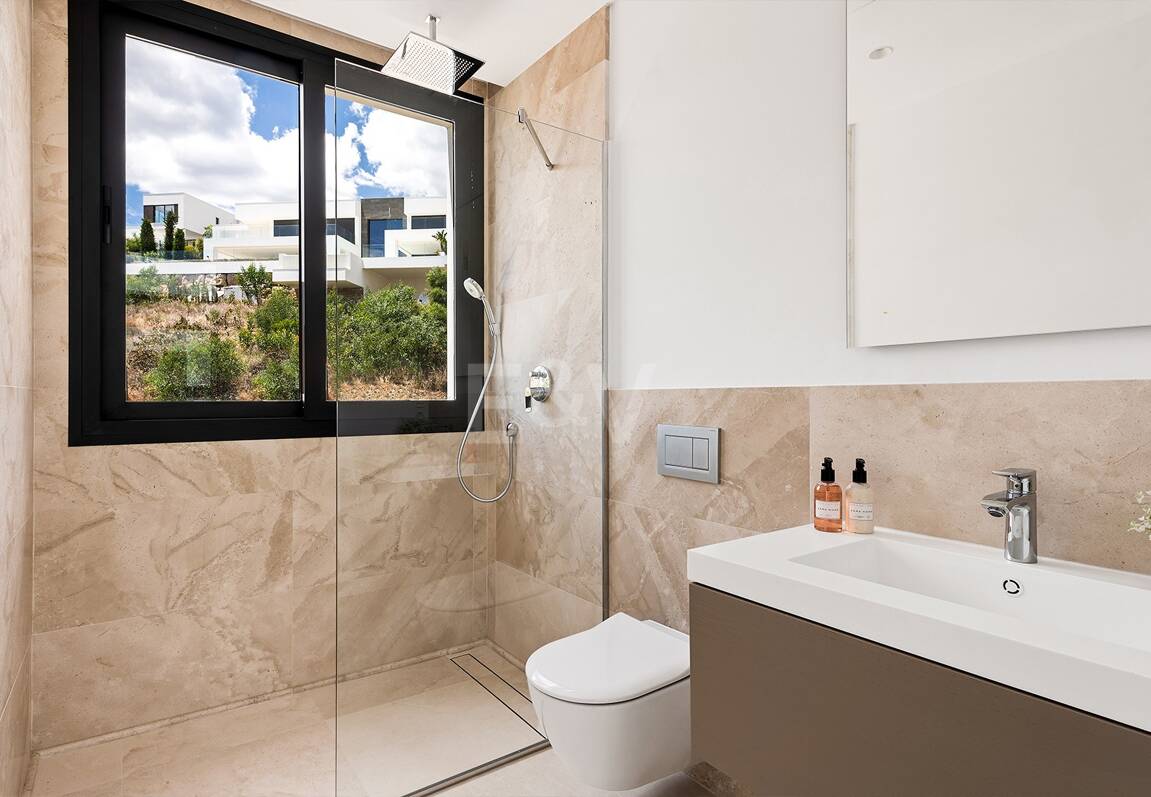 Luxury Modern villa with sea views in La Alqueria