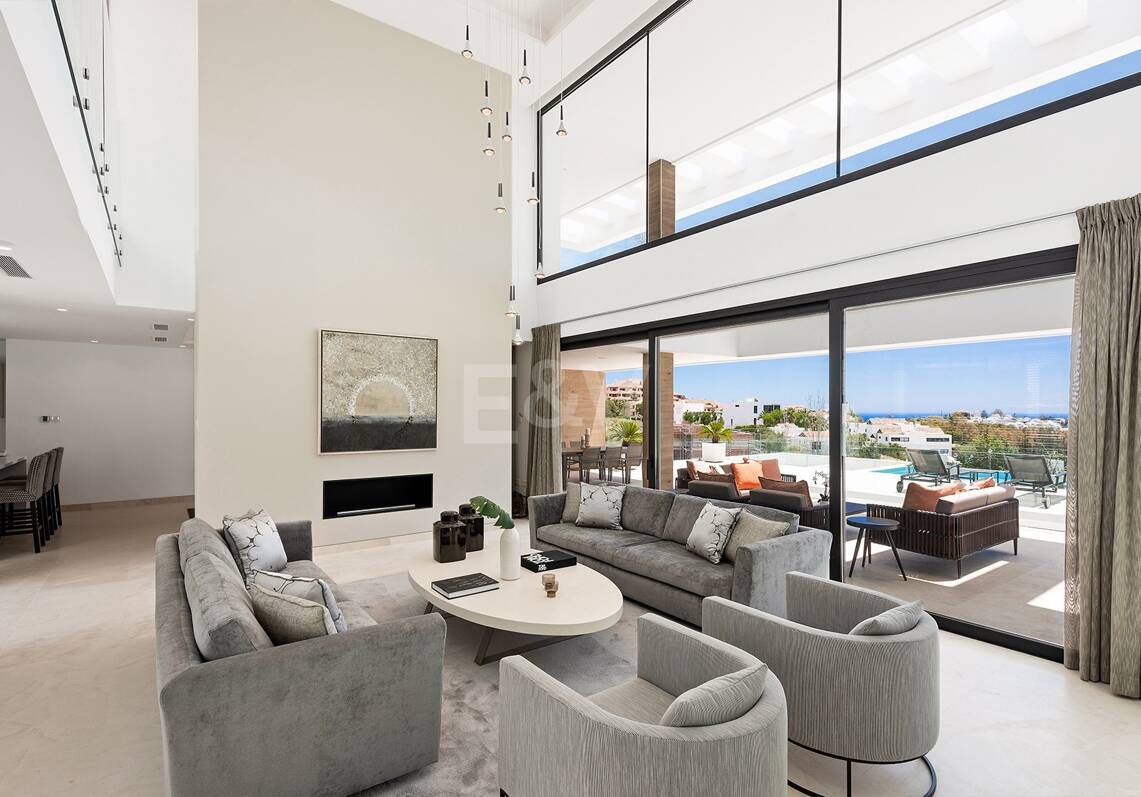 Luxuriöse moderne Villa mit Meerblick in La Alqueria