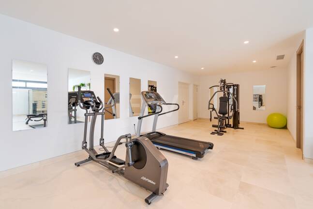 Luxury Modern villa with sea views in La Alqueria