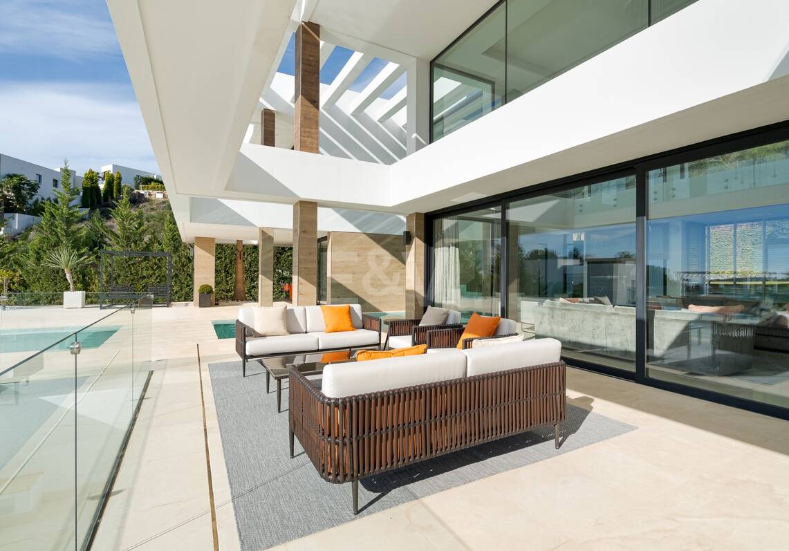 Luxuriöse moderne Villa mit Meerblick in La Alqueria