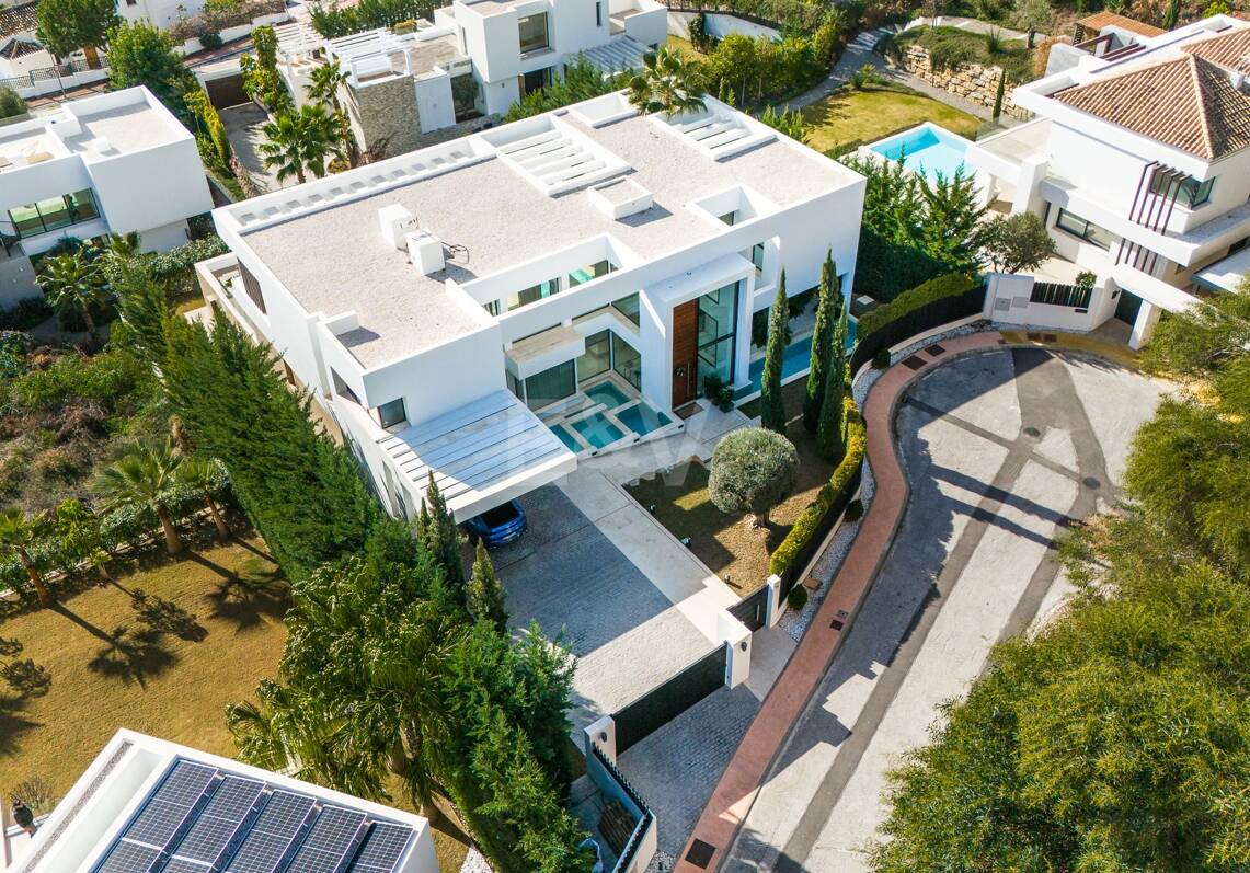 Luxuriöse moderne Villa mit Meerblick in La Alqueria