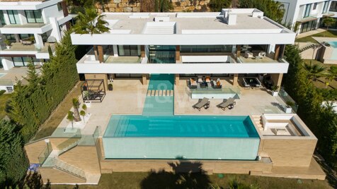 Villa moderna de lujo con vistas al mar en La Alqueria