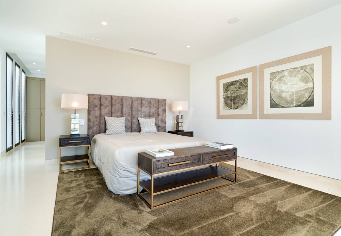 Luxury Modern villa with sea views in La Alqueria