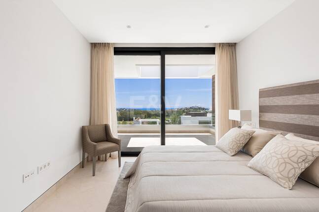 Luxury Modern villa with sea views in La Alqueria