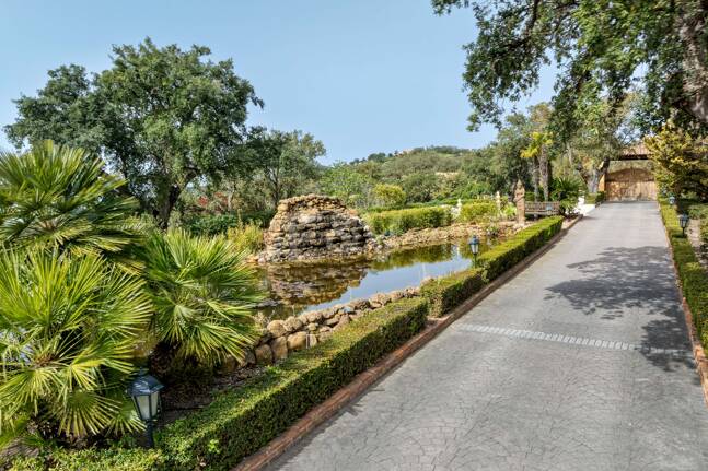 Einzigartige private Villa mit Panoramablick in La Mairena