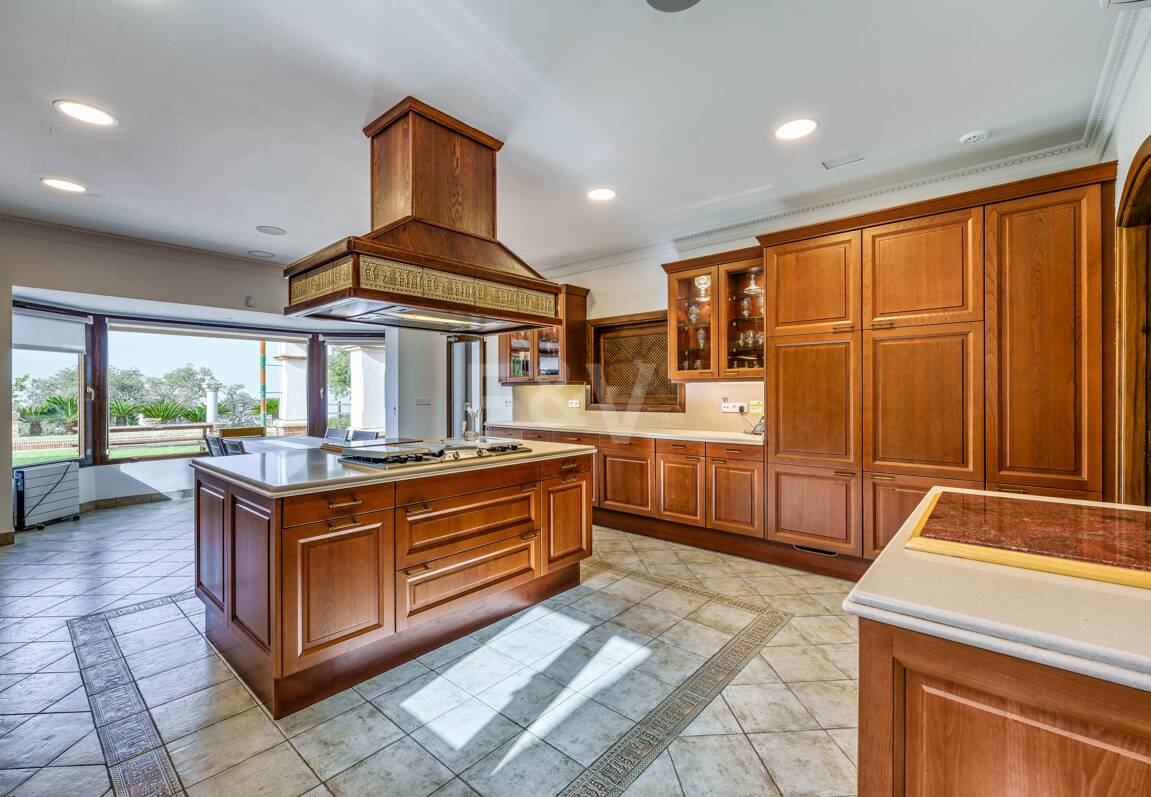 Einzigartige private Villa mit Panoramablick in La Mairena