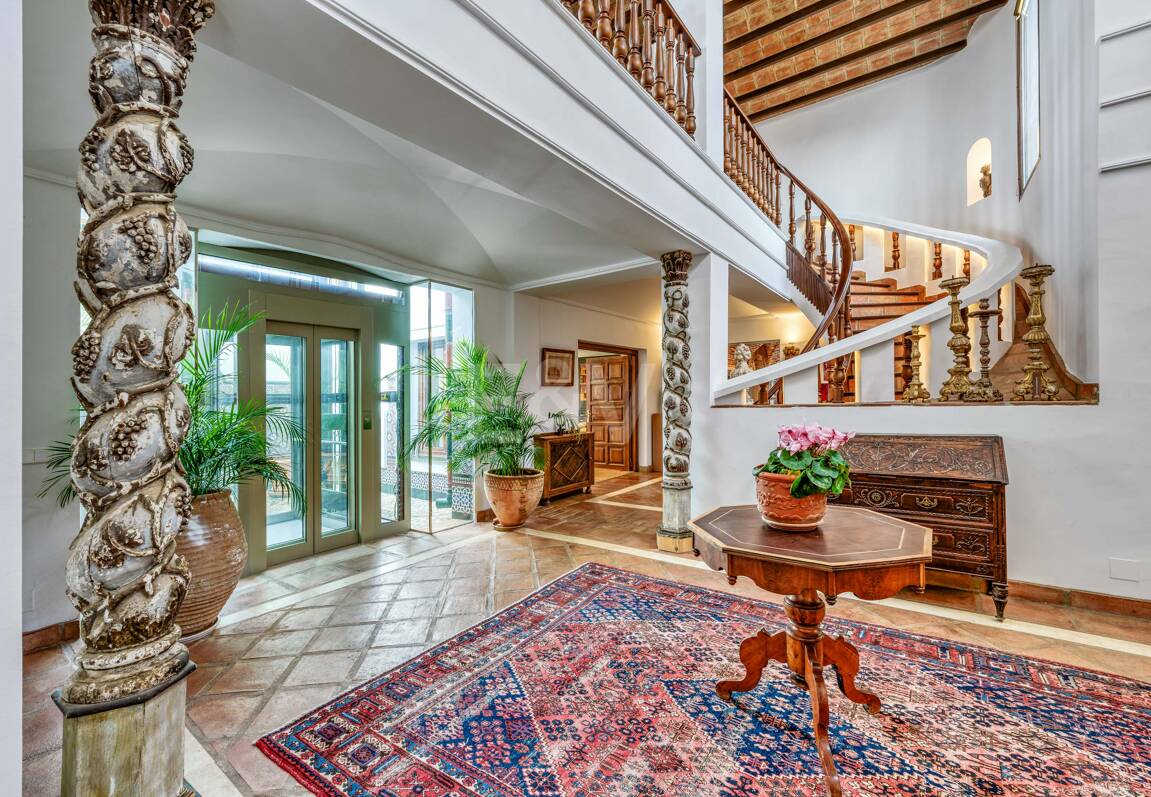 Einzigartige private Villa mit Panoramablick in La Mairena