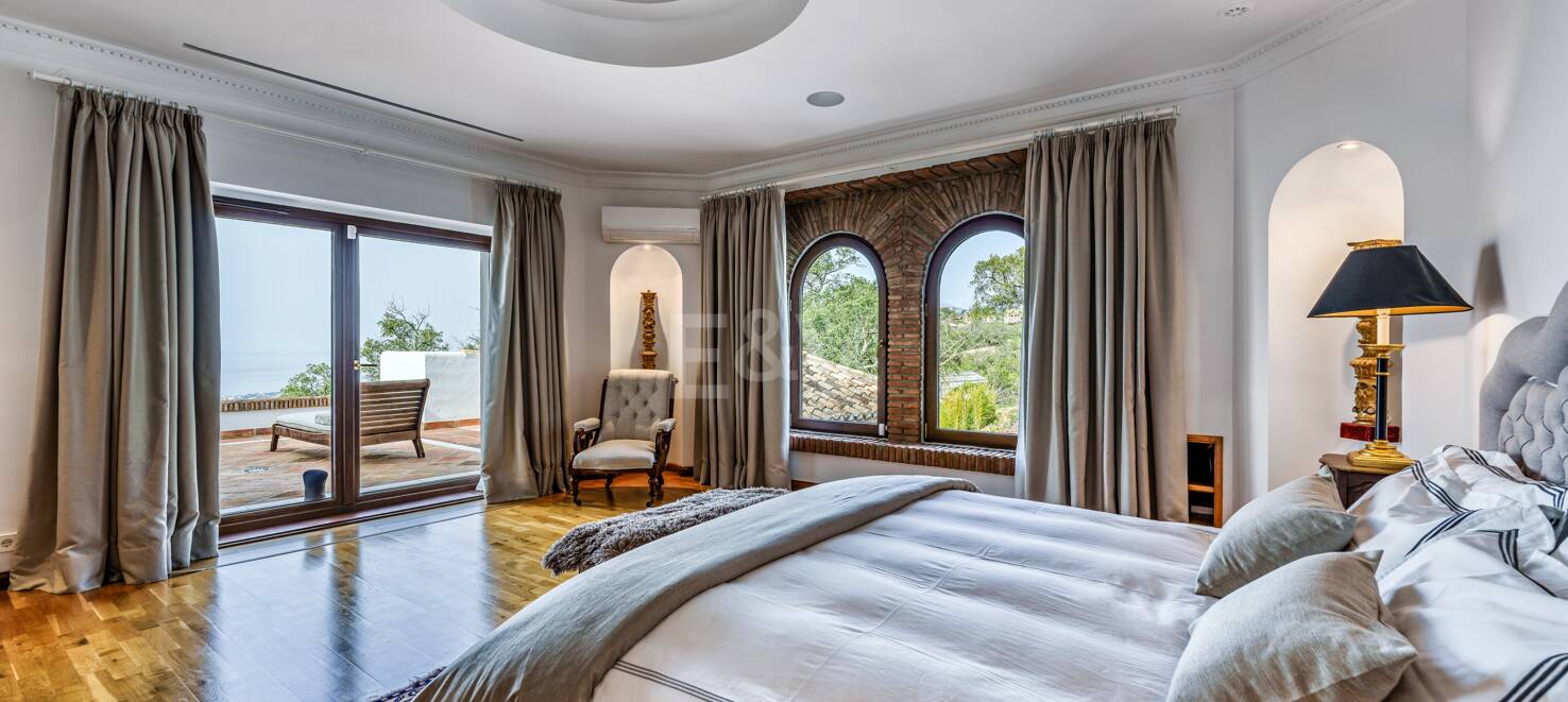 Oöverträffad Privacy Villa med Panoramic View i La Mairena