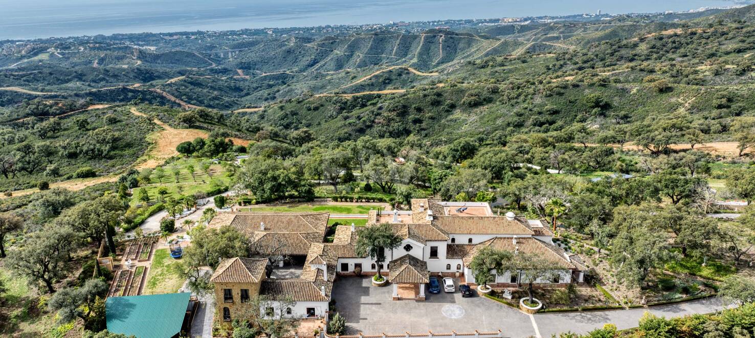 Oöverträffad Privacy Villa med Panoramic View i La Mairena