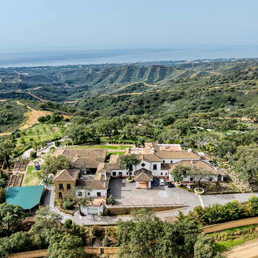 Oöverträffad Privacy Villa med Panoramic View i La Mairena