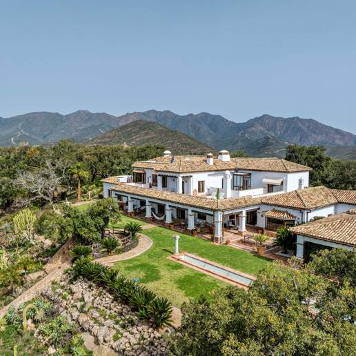 Oöverträffad Privacy Villa med Panoramic View i La Mairena
